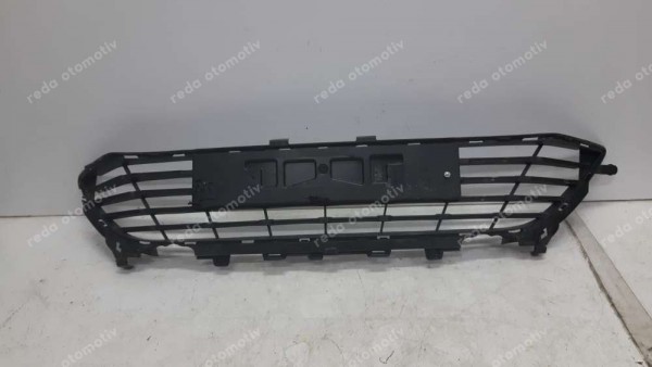 Renault Megane 4 Ön Tampon Orta Izgara 622543808R HP SP (HD-120)