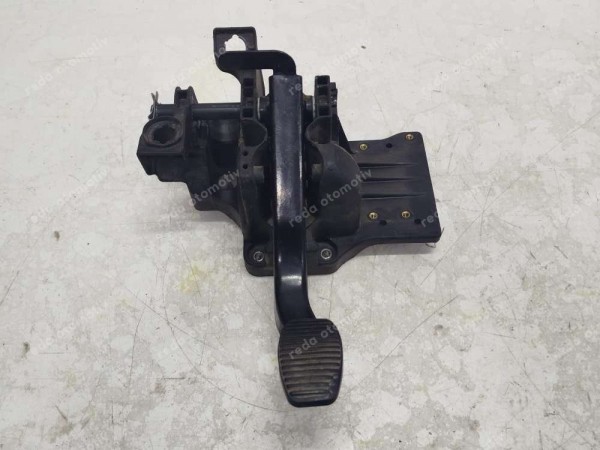 Fiat Doblo 05-12 Fren Pedalı Bağlantı Braketi 71717996 51783169 CP (AC110)