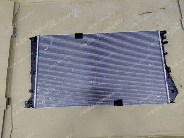 Renault Trafic 3 2.0 Motor Su Radyatörü 8200465488 AMB YP (DE120)