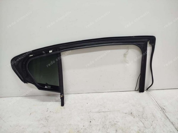 Ford Focus 4 Sol Arka Kapı Kelebek Camı Kılavuz Nikelaj JX7B-A25825-C CP (KB120)