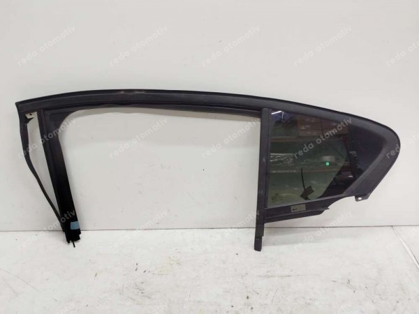 Ford Focus 4 Sol Arka Kapı Kelebek Camı Kılavuz JX7B-A25825-C CP (KB120)
