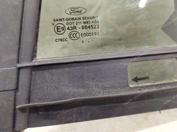 Ford Focus 4 Sol Arka Kapı Kelebek Camı Kılavuz JX7B-A25825-C CP (KB120)