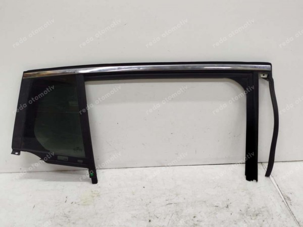 Ford Focus 4 Sağ Arka Kapı Kelebek Camı Kılavuz Nikelaj JX7B-N25825-D CP (KC120)