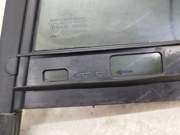 Ford Focus 4 Sol Arka Kapı Kelebek Camı Kılavuz JX7B-N25824-C CP (KD120)