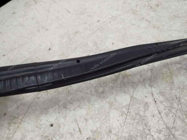 Ford Focus 3 18> Bagaj Kapağı Sızdırmazlık Fitili BM51-A404A06 CP (ED112)