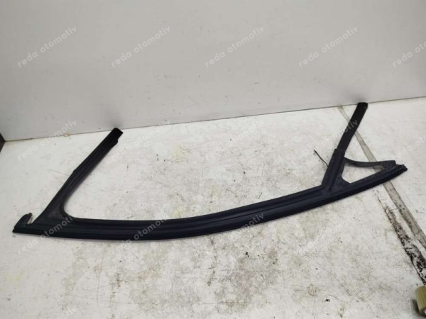 Ford Focus 4 Sağ Ön Kapı Cam Oluk Fitili 18> JX7B-A21510-BE [Nikelaj] CP (JA130)