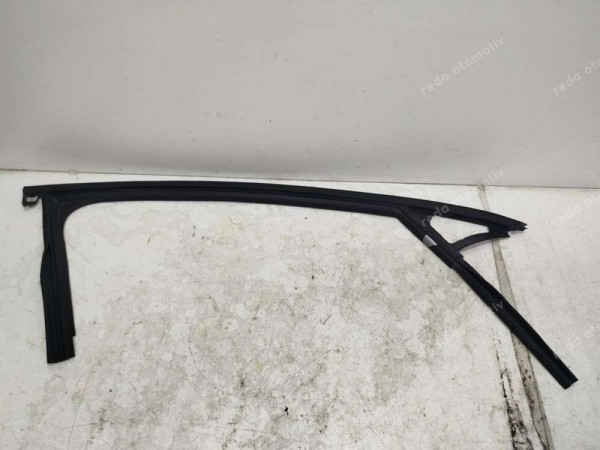 Ford Focus 4 Sağ Ön Kapı Cam Oluk Fitili 18> JX7B-A21510-BE CP (JB130)