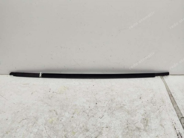 Ford Focus 4 18> Sağ Ön Cam Dış Sıyırıcı Fitil D1M2B CP (LA120)