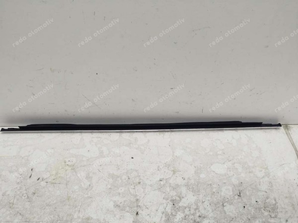 Ford C-Max Sağ Arka Dış Sıyırıcı Fitil AM51-R25604-B Krom CP (KF124)