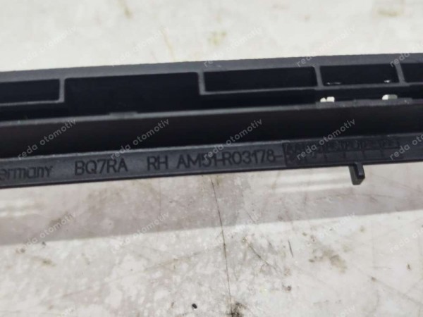 Ford C-Max Ön Cam Çıtası Sağ Kaplaması AM51-R03178 CP (KG120)