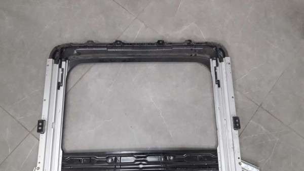 Hyundai Tucson Sunroof Şasesi Kızağı XXX54156562 CP (LA-150)