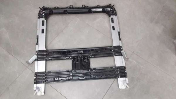 Hyundai Tucson Sunroof Şasesi Kızağı XXX54156562 CP (LA-150)