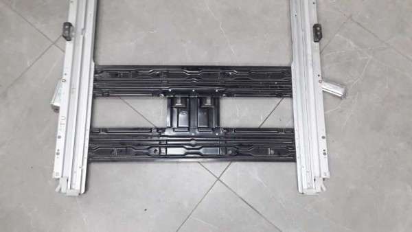 Hyundai Tucson Sunroof Şasesi Kızağı XXX54156562 CP (LA-150)