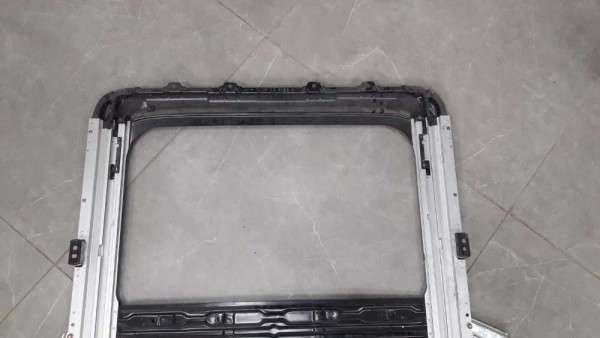 Hyundai Tucson Sunroof Şasesi Kızağı XXX54156562 CP (LA-150)