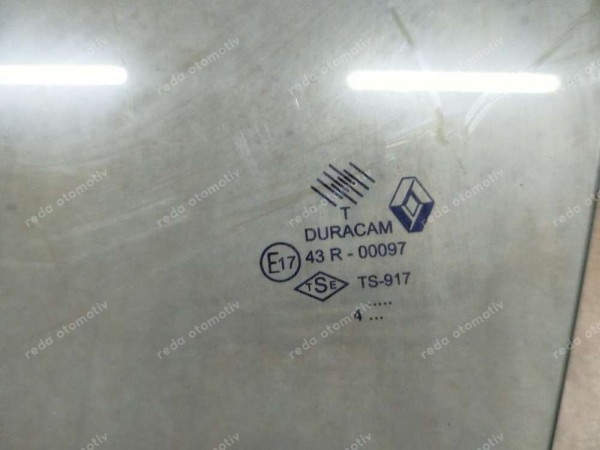 Renault R9 Brodway Sağ Ön Kapı Camı CP (LB130)