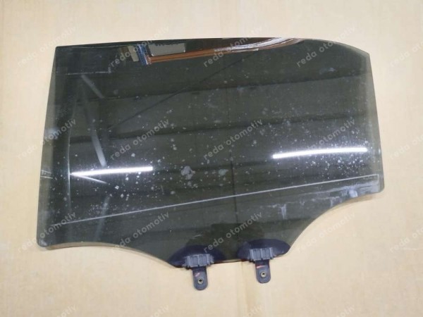 Hyundai İ20 Sol Arka Kapı Camı  83410-C8040 CP (LB140)