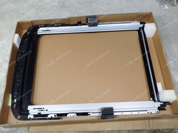 Renault Clio 3 Açılır Tavan Şasesi Sunroof 7701209952 YP (LA150)