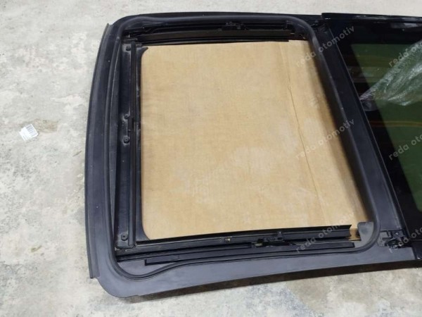 Renault Clio 3 Açılır Cam Tavan Sunroof 7701208809 YP (LC130)