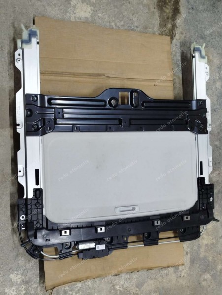 Hyundai Staria Sunroof Ön Cam Şase Perde Komple 61600-CG000YGU SP HP (LC130)
