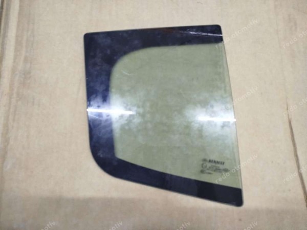 Renault Megane 3 Sağ Arka Sabit Kelebek Camı 822200013R CP (LC121)