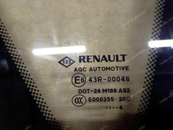 Renault Scenic 3 Sağ Arka Küstod Kelebek Camı 833060005R CP (LC121)