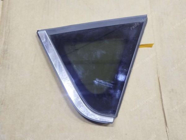 Hyundai Bayon Sağ Arka Kelebek Küstod Camı [Nikelaj] 87820-Q0820 CP (LC123)