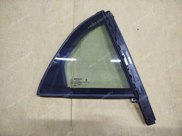 Renault Megane 4 Sağ Arka Kelebek Camı 822209285R CP (LC122)