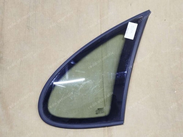 Renault Scenic Megane 1 Sağ Arka Kelebek Küstod Camı 7700433887 CP (LB121)