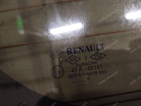 Renault Clio 4 Arka Bagaj Kapağı Camı 903008491R YP (LA110)
