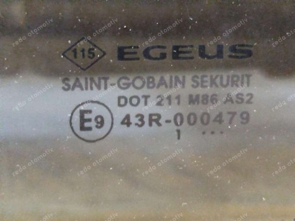 Renault Trafic 3 Sol Arka 822209654R YP (LC141)
