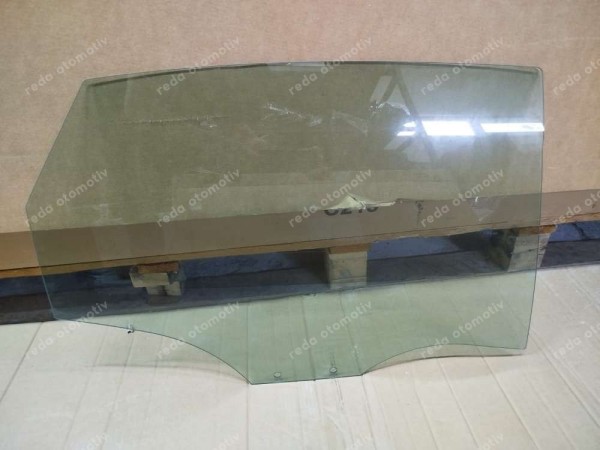 Renault Talisman Sağ Arka Kapı Camı 823002648R YP (LC141)
