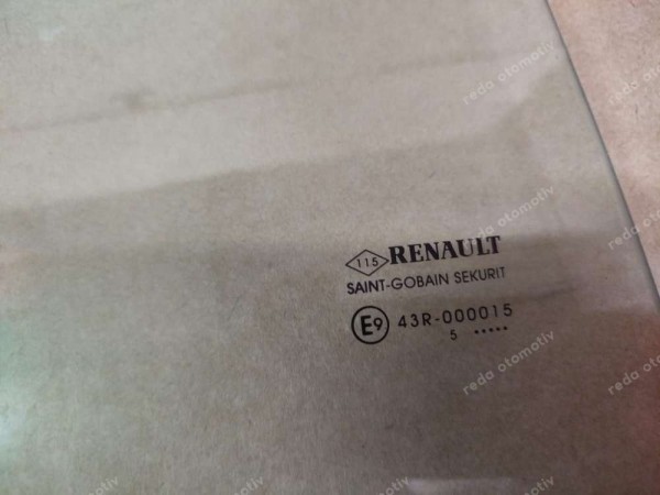 Renault Kadjar Sağ Arka Kapı Camı 823005803R YP (MA143)