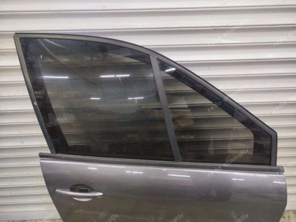 Renault Scenic 2 Sağ Ön Kapı Dolu SP (İD110)