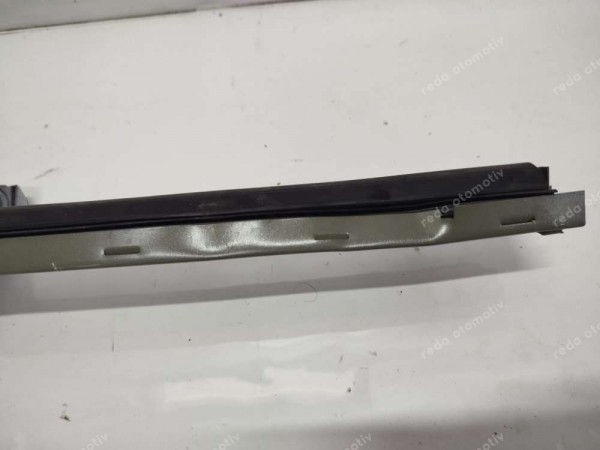 Renault Clio 5 Sol Ön Cam Krikosu Rayı 801C14007R SP HP (BF120)