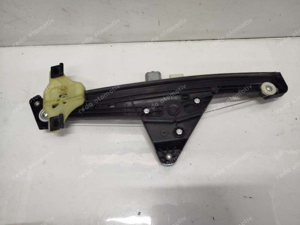Renault Clio 5 Sol Ön Cam Krikosu Motoru 807216723R SP (İG132)