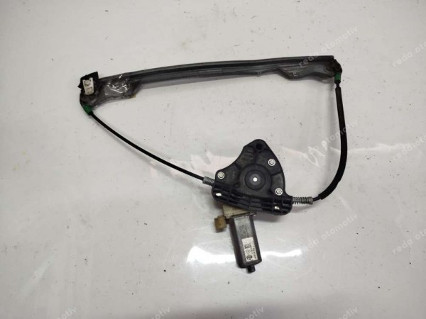 Renault Clio 2 Sol Ön Cam Krikosu Motoru 8200169093 CP (İH123)