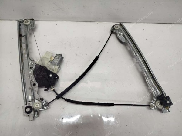 Renault Megane 4 Sağ Ön Cam Krikosu Motoru 807208314R SP HP (İG121)