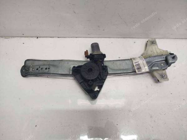 Dacia Jogger Sandero Sol Ön Cam Krikosu Motoru 807218548R CP HP (İG132)