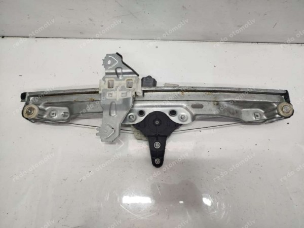 Renault Kadjar Sol Ön Cam Krikosu Motoru 807217052R CP (İG133)