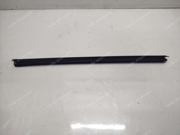 Renault Clio 5 Sağ Ön Cam İç Sıyırıcı Fitil 803305823R SP (BF120)