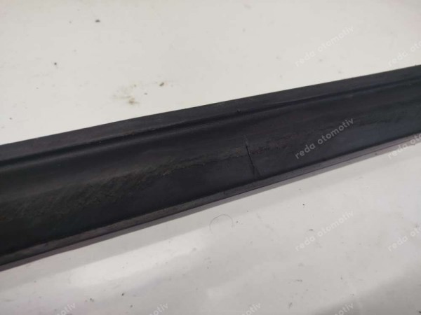 Renault Clio 5 Sağ Ön Kapı Bandı Çıtası 801866756R CP HP (BF120)