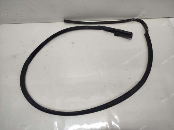 Renault Clio 5 Sağ Ön Kapı Çevre Fitili Toz Lastiği 808309844R SP (BF120)