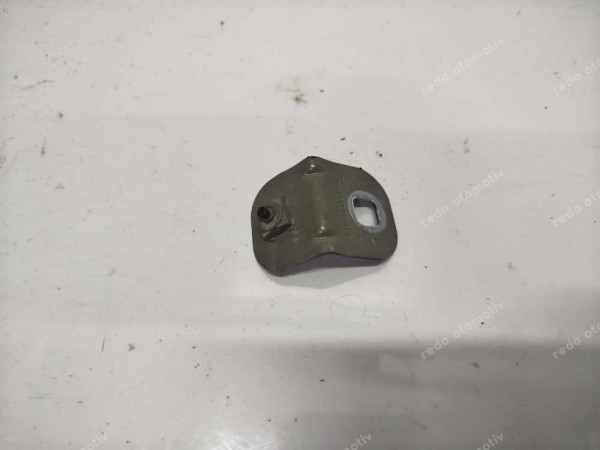 Renault Clio 5 Sol Ön Çamurluk Tutucu Bağlantı Braketi 631400565R SP (BF120)