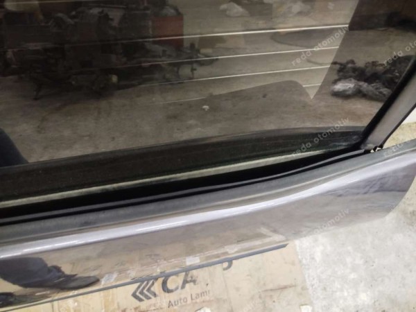 Renault Scenic  2 Sağ Arka Kapı XXX5848915145 SP HP (İD110)