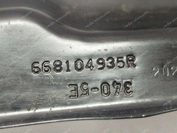 Renault Clio 5 Su Oluk Bölmesi Öncam Izgara Alt Sacı 668104935R SP (EB110)
