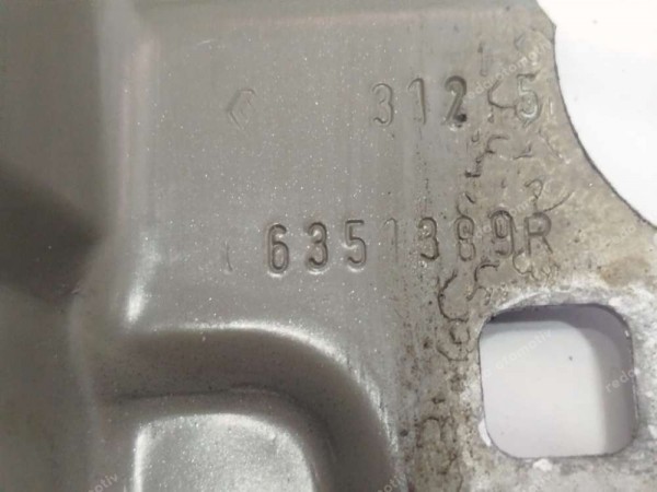 Renault Clio 5 Sol Ön Çamurluk Bahlantı Braketi 663514389R SP (EB120)