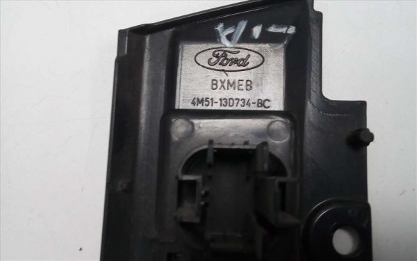Ford Focus Düğme Çerçevesi Siperlik Gösterge Tablosu 4M51-13D734 CP [C-A-120]