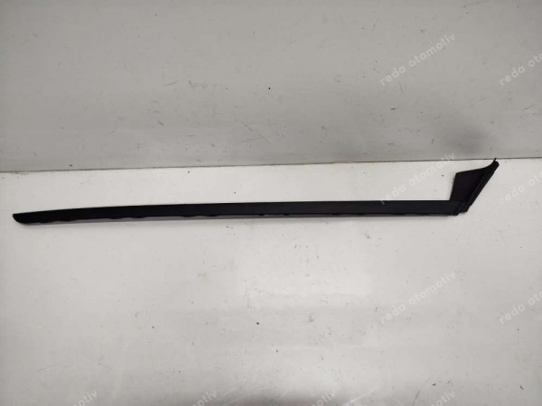 Hyundai Bayon İ20 Ön Cam Sağ Çıtası 86141-Q0000 SP YP (BA110)