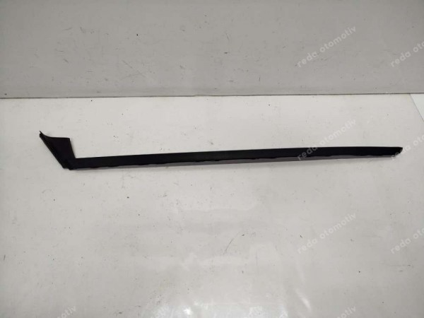 Hyundai Bayon İ20 Ön Cam Sol Çıtası 86131-Q0000 SP YP (BA110)