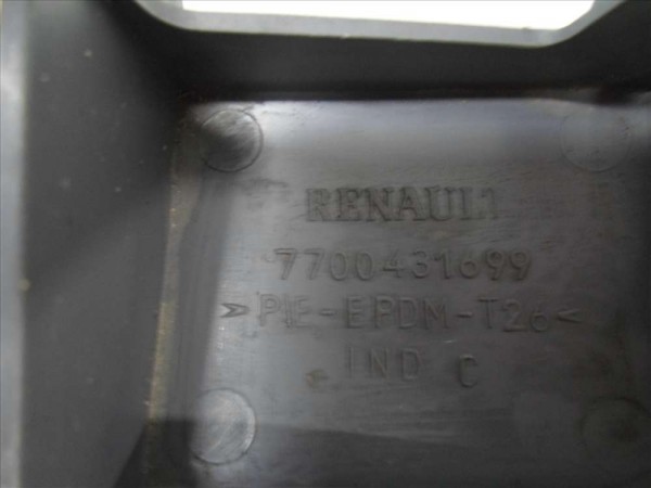 Renault Clio 2 Torpido Radyo Kapağı CP	[C-A-120]